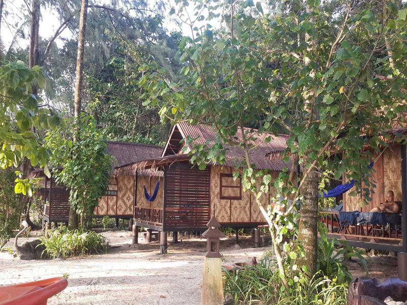 Bamboo Bungalows كو فايام المظهر الخارجي الصورة
